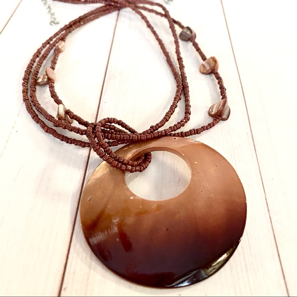 Brown Shell Necklace - Picture 2 of 6